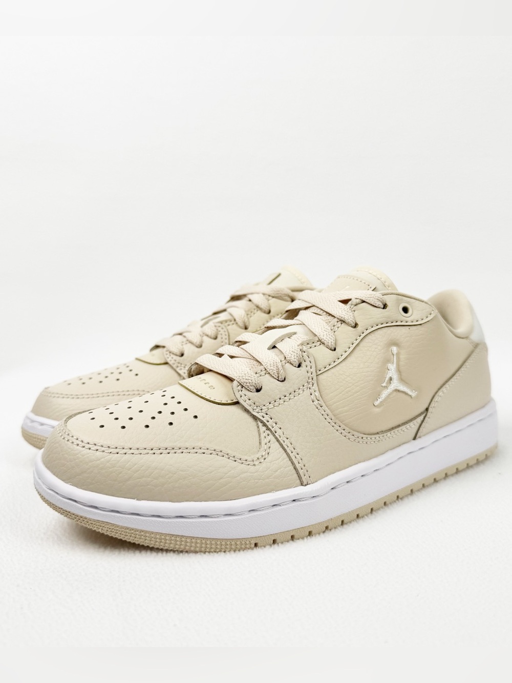 Nike Jordan’s Sneakers